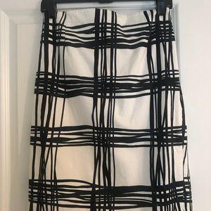 White and black high waisted pencil skirt